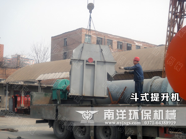 鬥式（shì）提升機